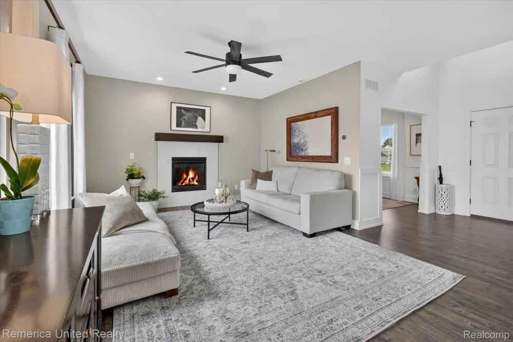 5024 Chatsworth Street Dundee Village, MI 48131