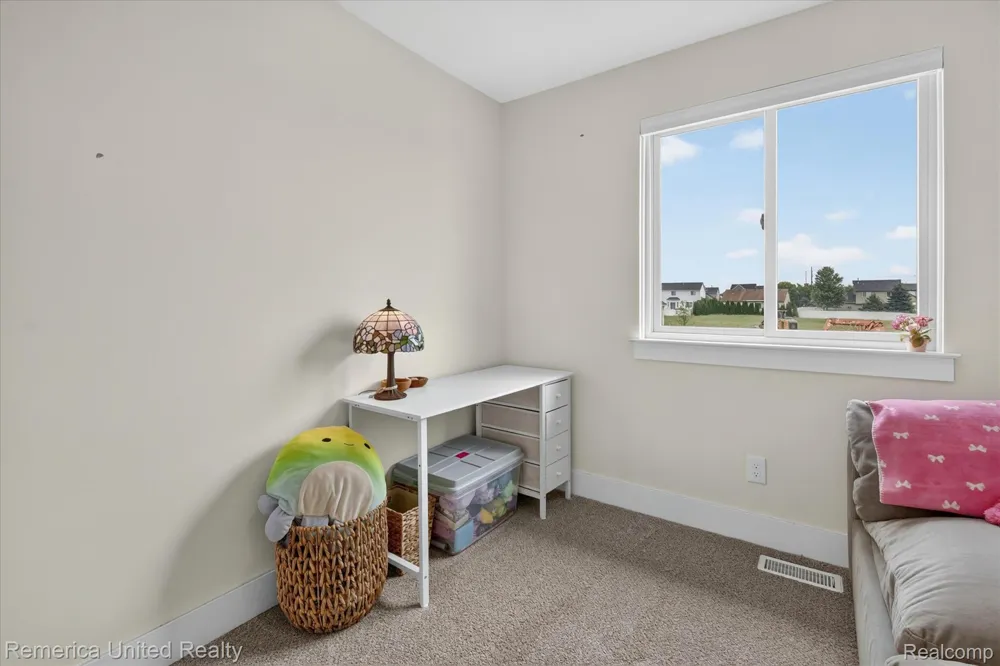 5024 Chatsworth Street Dundee Village, MI 48131
