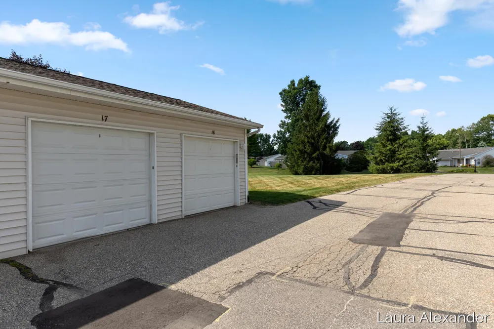 7034 S Cannon Place Drive NE #29 Cannon Township, MI 49341