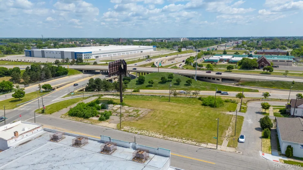 13300 Woodrow Wilson Street Detroit City, MI 48238