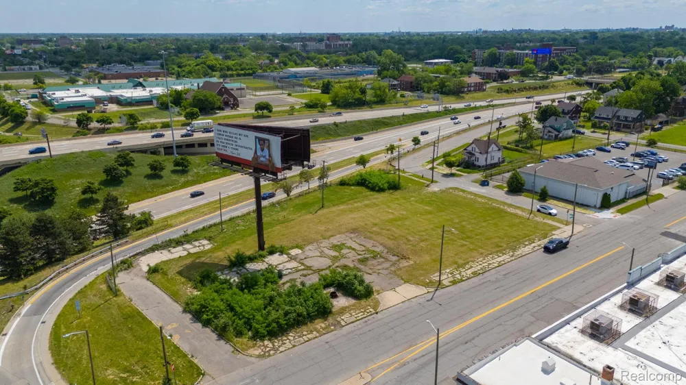 13300 Woodrow Wilson Street Detroit City, MI 48238