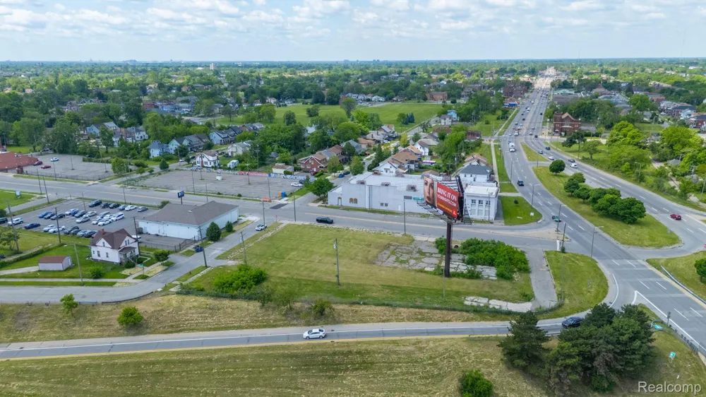 13300 Woodrow Wilson Street Detroit City, MI 48238