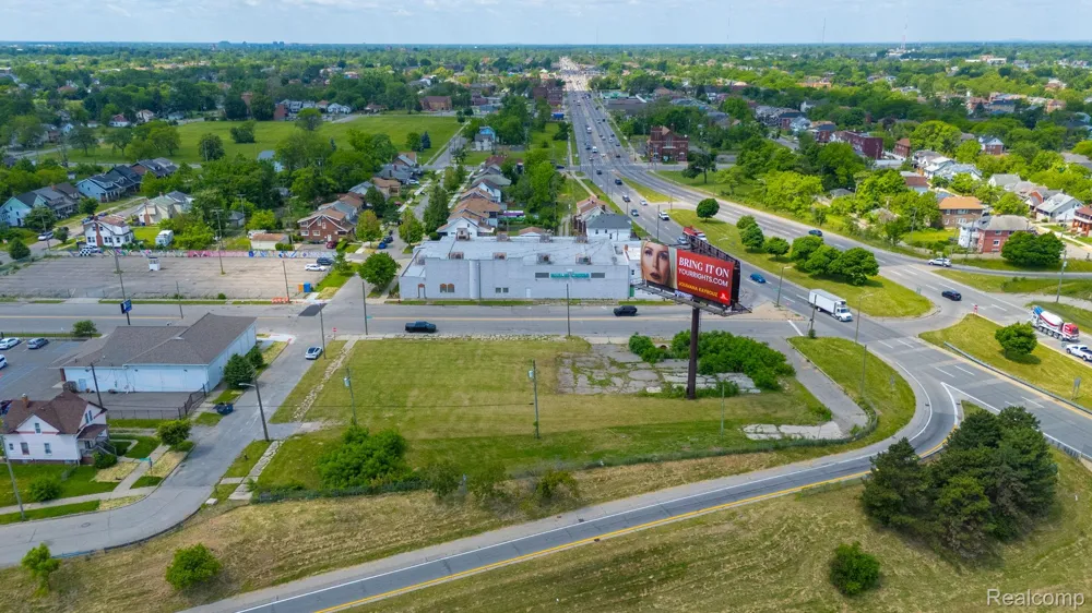 13300 Woodrow Wilson Street Detroit City, MI 48238