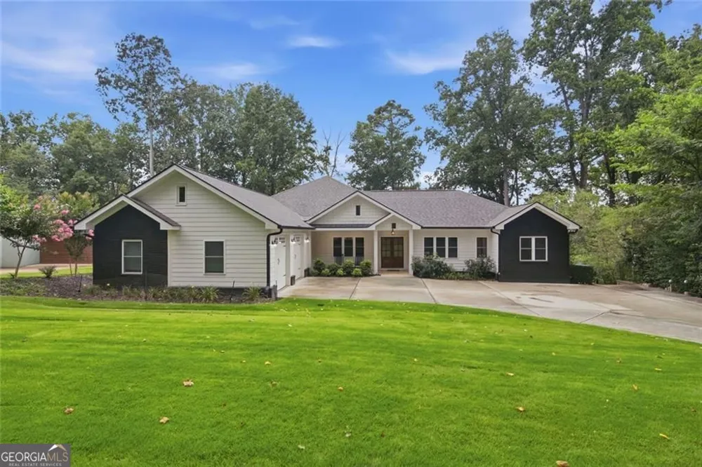 5384 Harris CIR Dunwoody, GA 30338