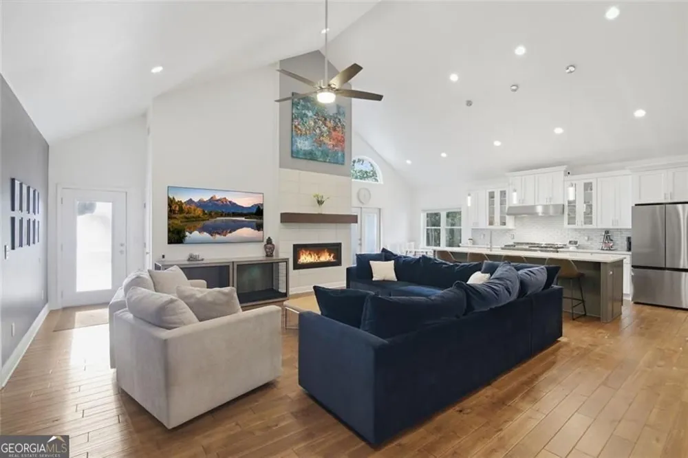 5384 Harris CIR Dunwoody, GA 30338