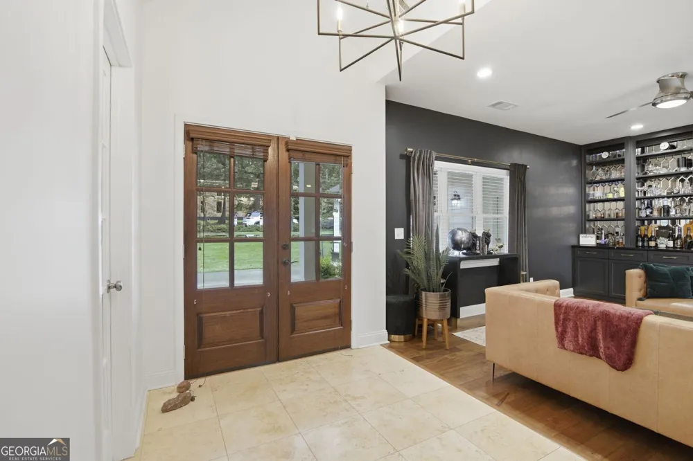 5384 Harris CIR Dunwoody, GA 30338