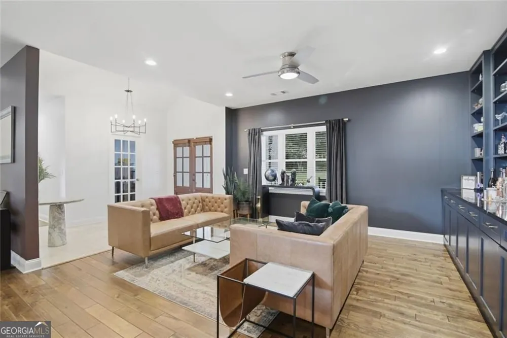 5384 Harris CIR Dunwoody, GA 30338