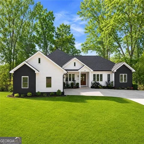 5384 Harris CIR