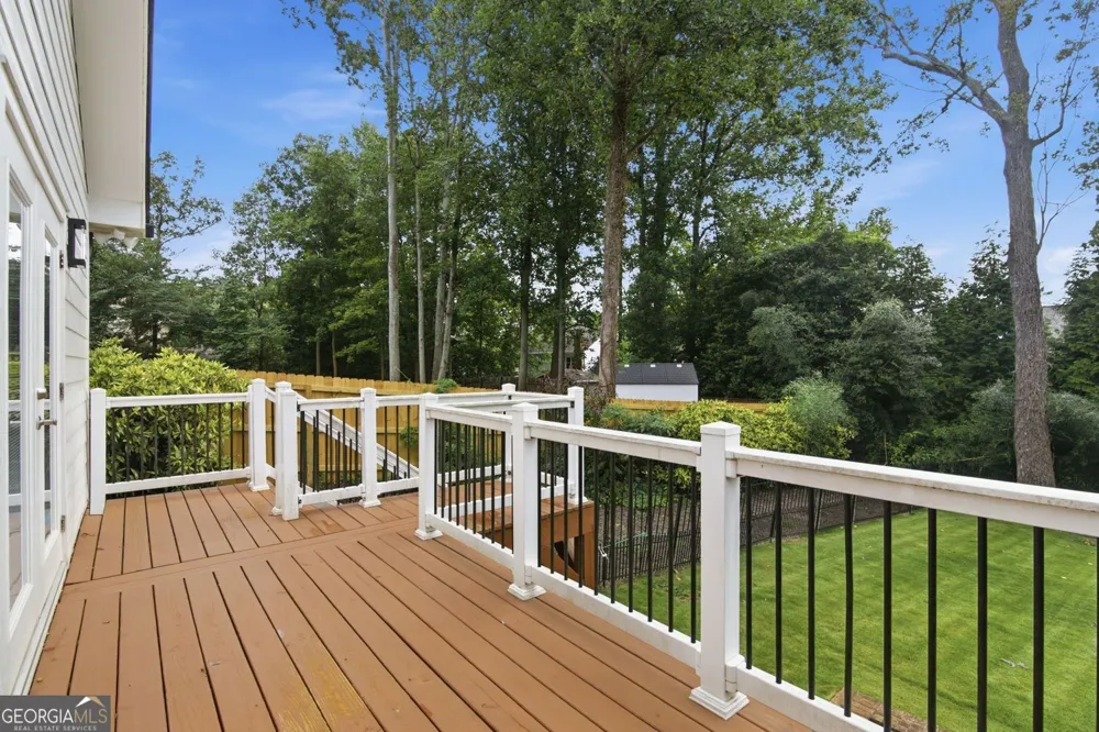5384 Harris CIR Dunwoody, GA 30338