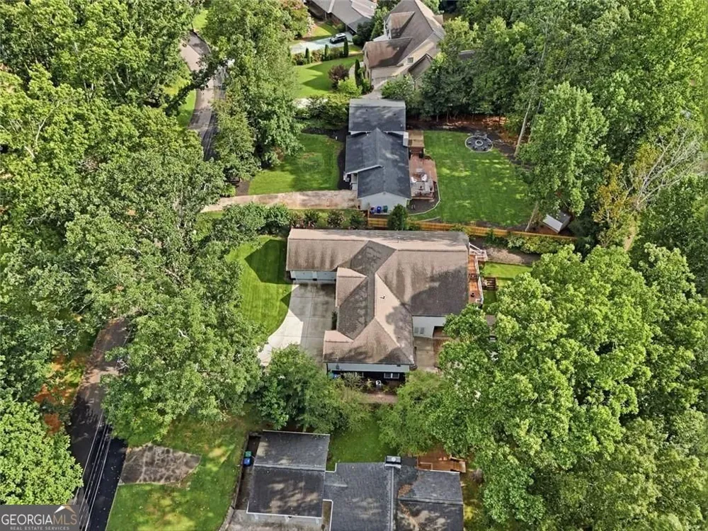 5384 Harris CIR Dunwoody, GA 30338