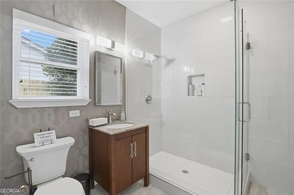 5384 Harris CIR Dunwoody, GA 30338