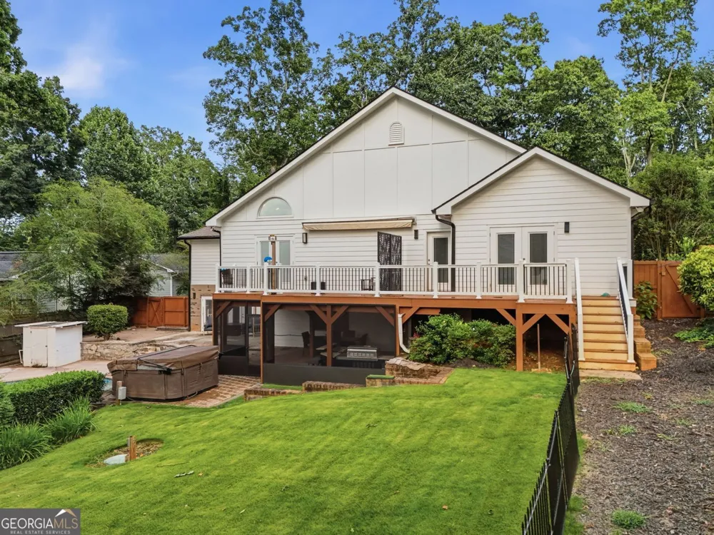 5384 Harris CIR Dunwoody, GA 30338