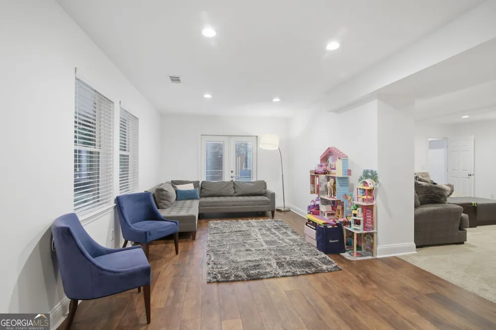 5384 Harris CIR Dunwoody, GA 30338