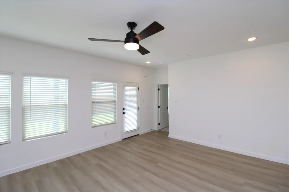 509 Ridgewood Drive Van Alstyne, TX 75495