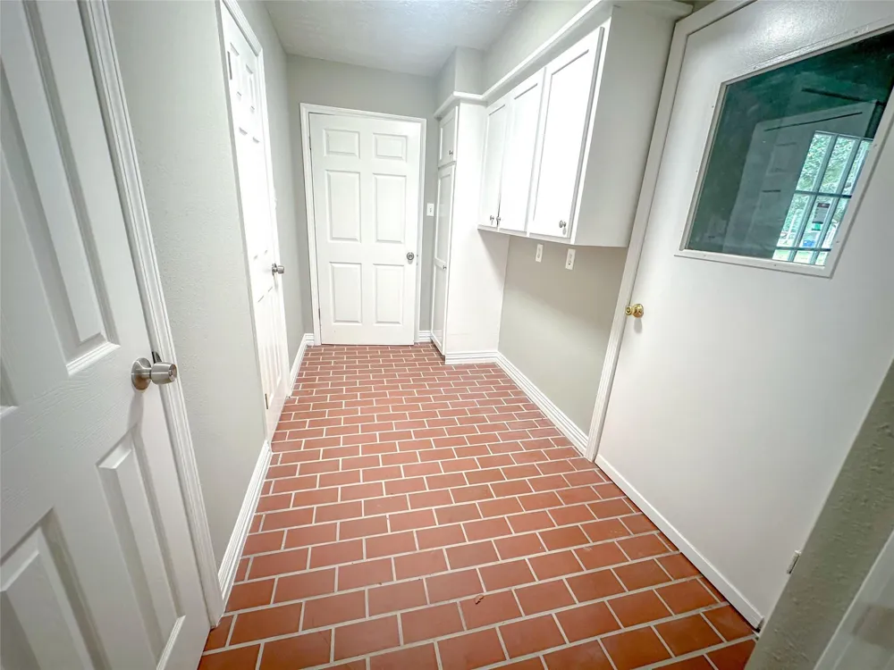3640 Whippoorwill Street Pinehurst, TX 77630