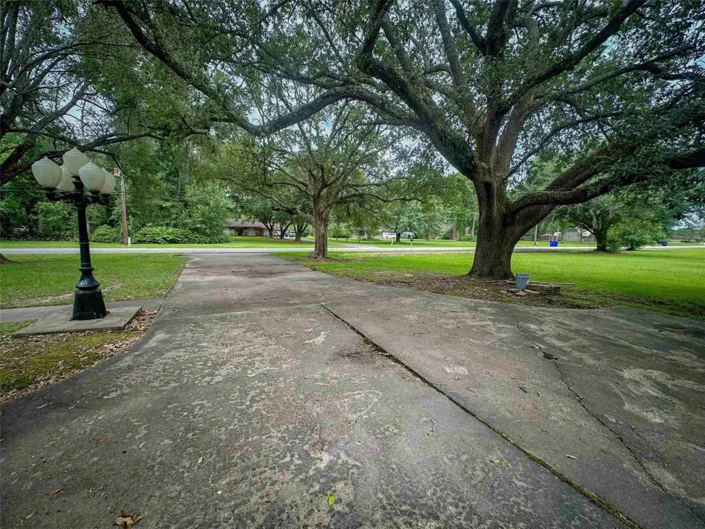 3640 Whippoorwill Street Pinehurst, TX 77630