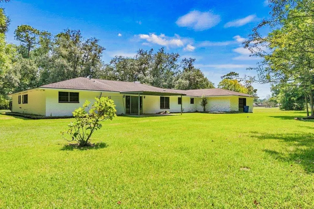 3640 Whippoorwill Street Pinehurst, TX 77630