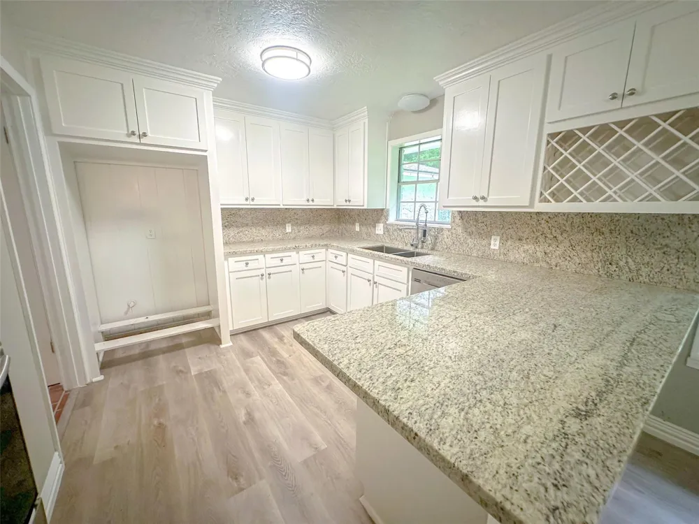 3640 Whippoorwill Street Pinehurst, TX 77630