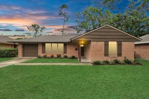 2314 Lamonte Lane