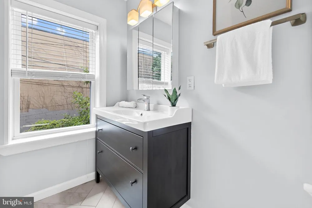 1205 UNION AVENUE Baltimore, MD 21211