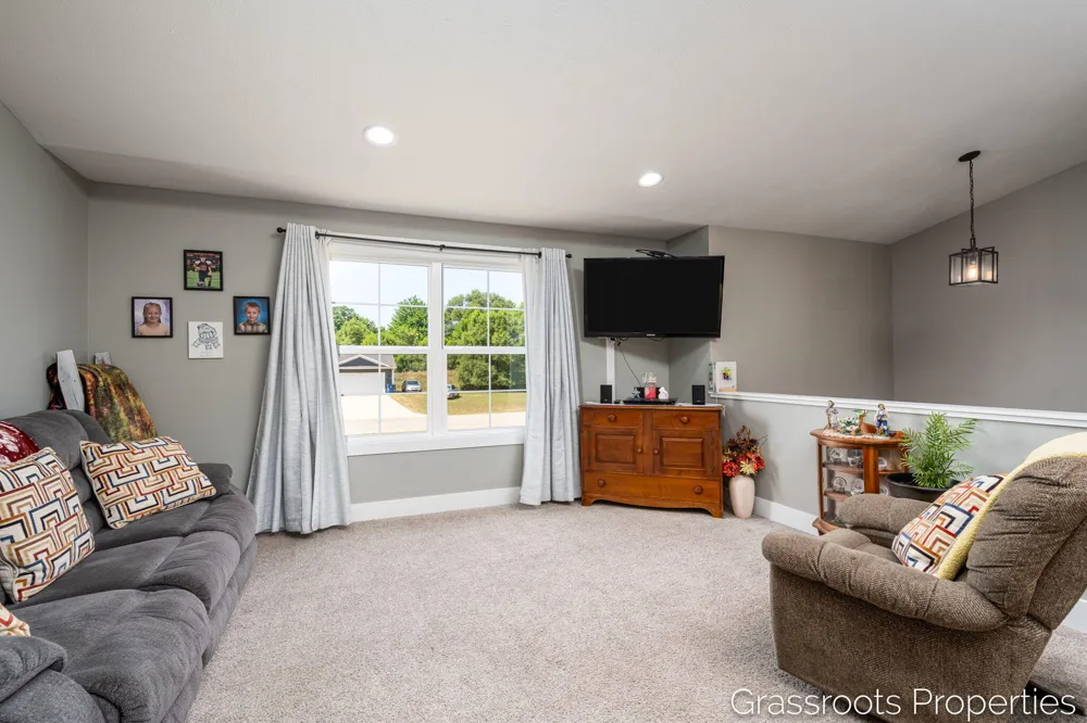 3407 Bryan's Way Allegan, MI 49010