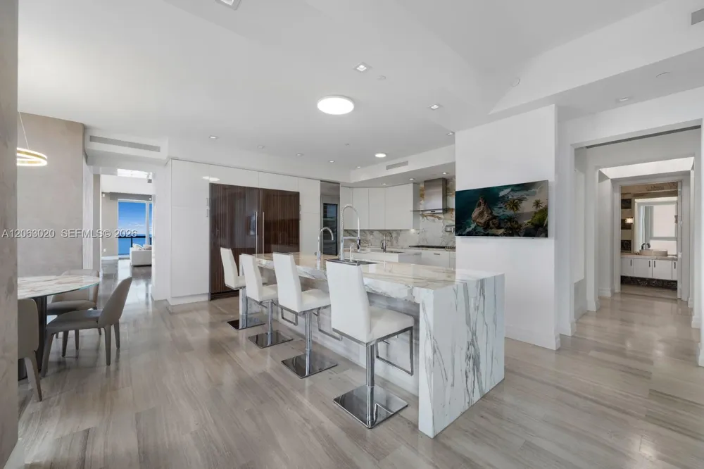 17749 Collins Ave #601 Sunny Isles Beach, FL 33160