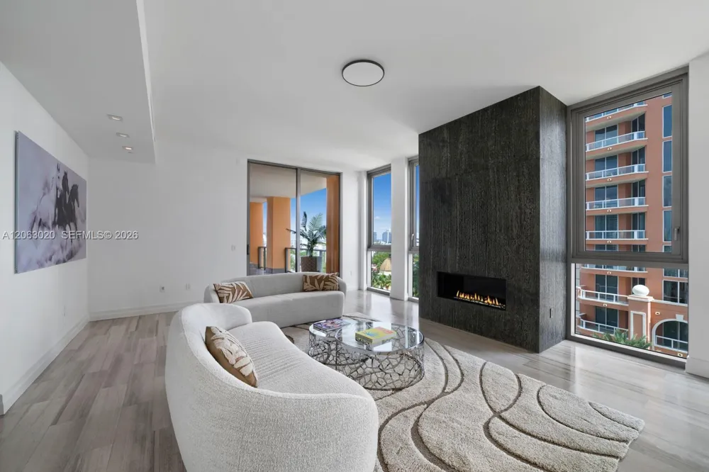 17749 Collins Ave #601 Sunny Isles Beach, FL 33160