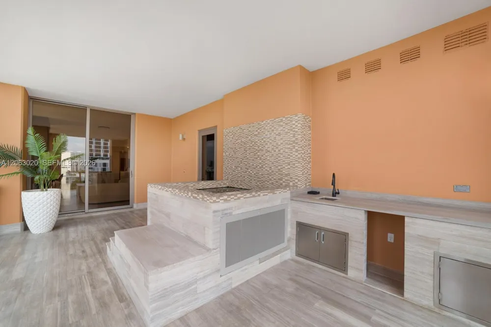 17749 Collins Ave #601 Sunny Isles Beach, FL 33160