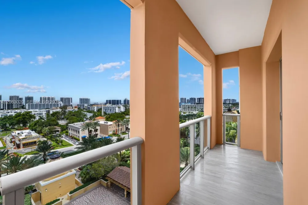 17749 Collins Ave #601 Sunny Isles Beach, FL 33160