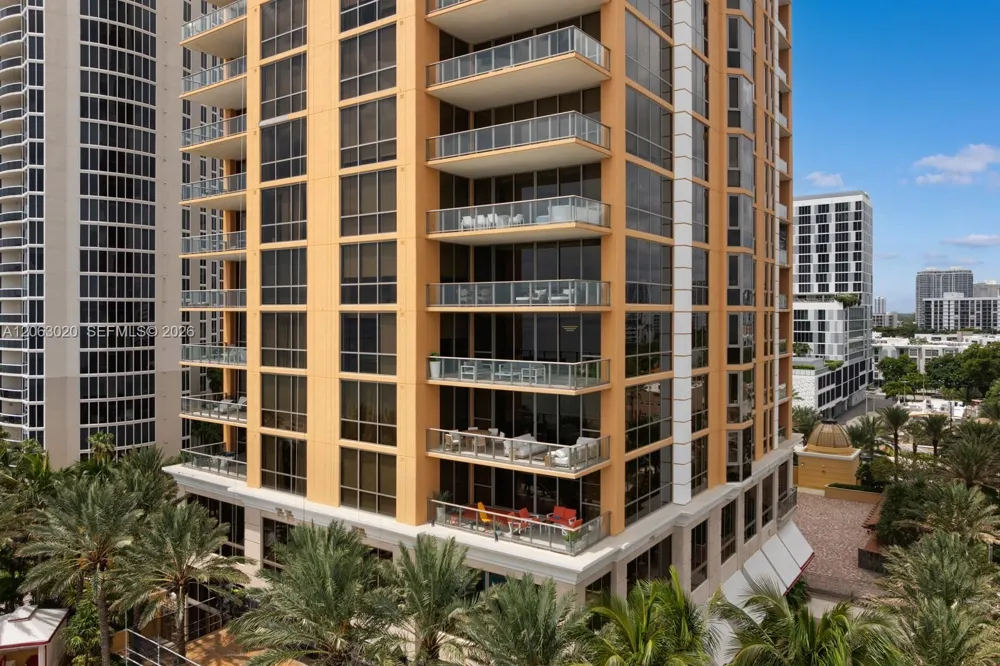 17749 Collins Ave #601 Sunny Isles Beach, FL 33160