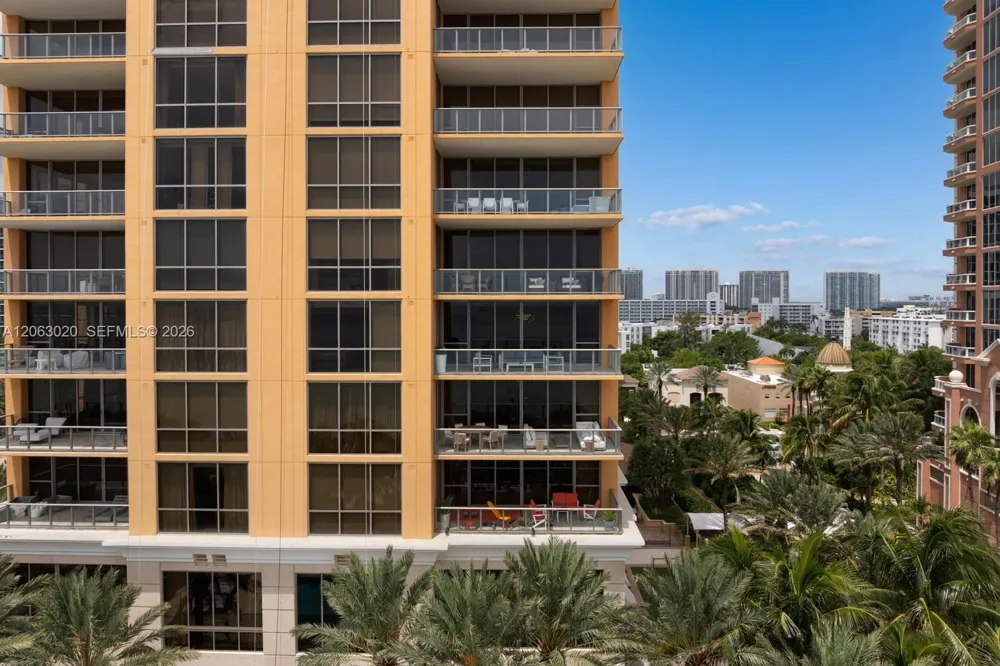 17749 Collins Ave #601 Sunny Isles Beach, FL 33160