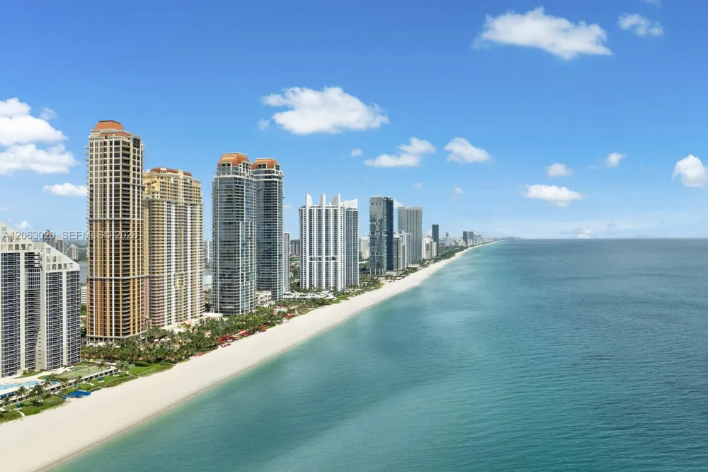 17749 Collins Ave #601 Sunny Isles Beach, FL 33160