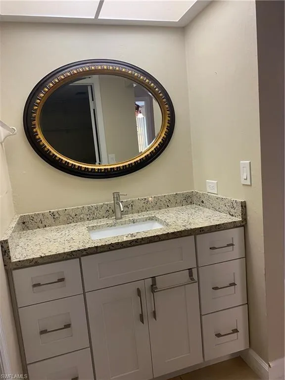 15370 Transit Court #106 North Fort Myers, FL 33917