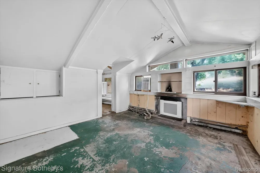 3310 SE Baldwin Road Hadley Township, MI 48455