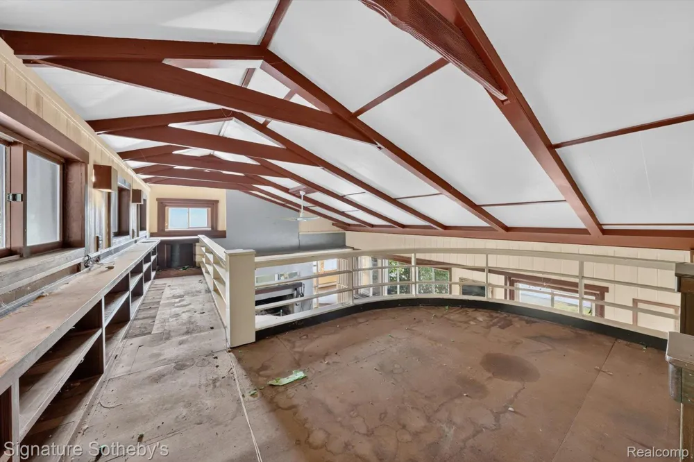 3310 SE Baldwin Road Hadley Township, MI 48455