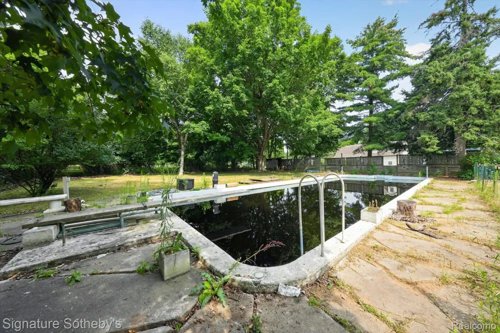 3310 SE Baldwin Road Hadley Township, MI 48455