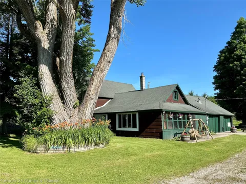 2048 County Road 612