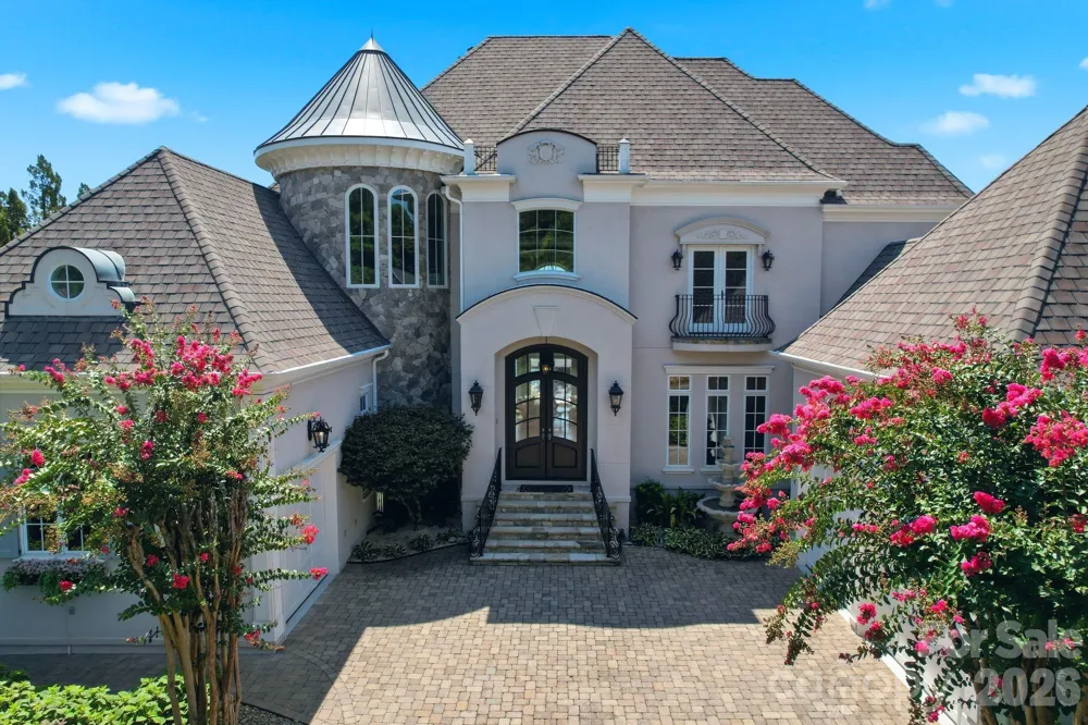 18332 Harbor Light Boulevard Cornelius, NC 28031