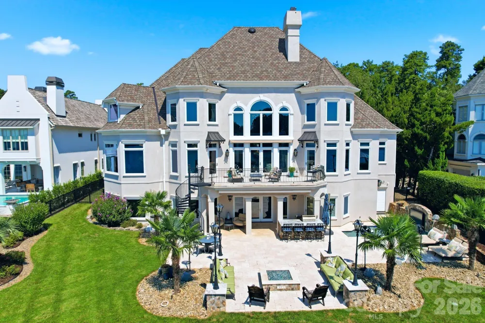 18332 Harbor Light Boulevard Cornelius, NC 28031