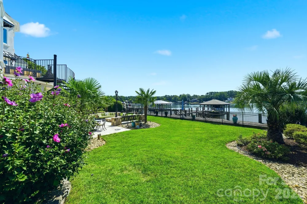 18332 Harbor Light Boulevard Cornelius, NC 28031