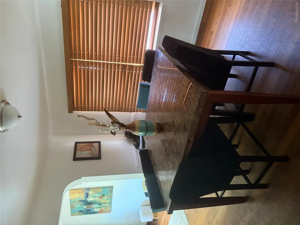 434 Moross Road Grosse Pointe Farms City, MI 48236