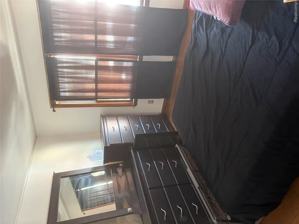 434 Moross Road Grosse Pointe Farms City, MI 48236