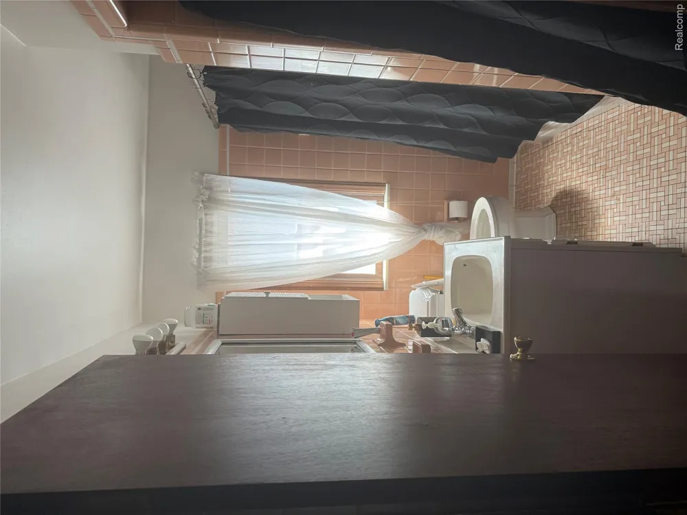 434 Moross Road Grosse Pointe Farms City, MI 48236