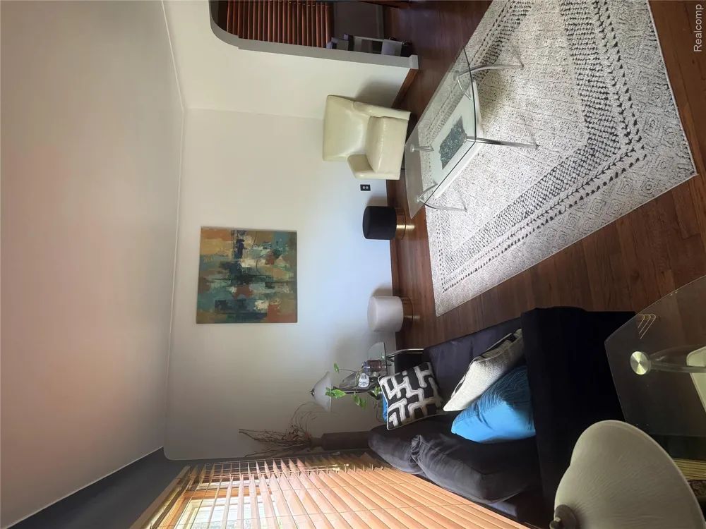 434 Moross Road Grosse Pointe Farms City, MI 48236