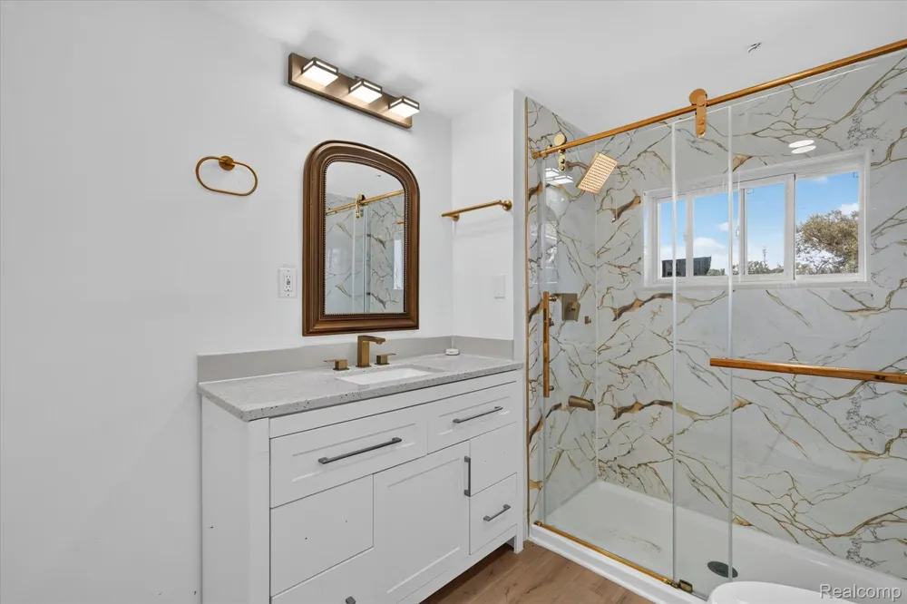 3515 Lakeview Drive Ortonville Village, MI 48462
