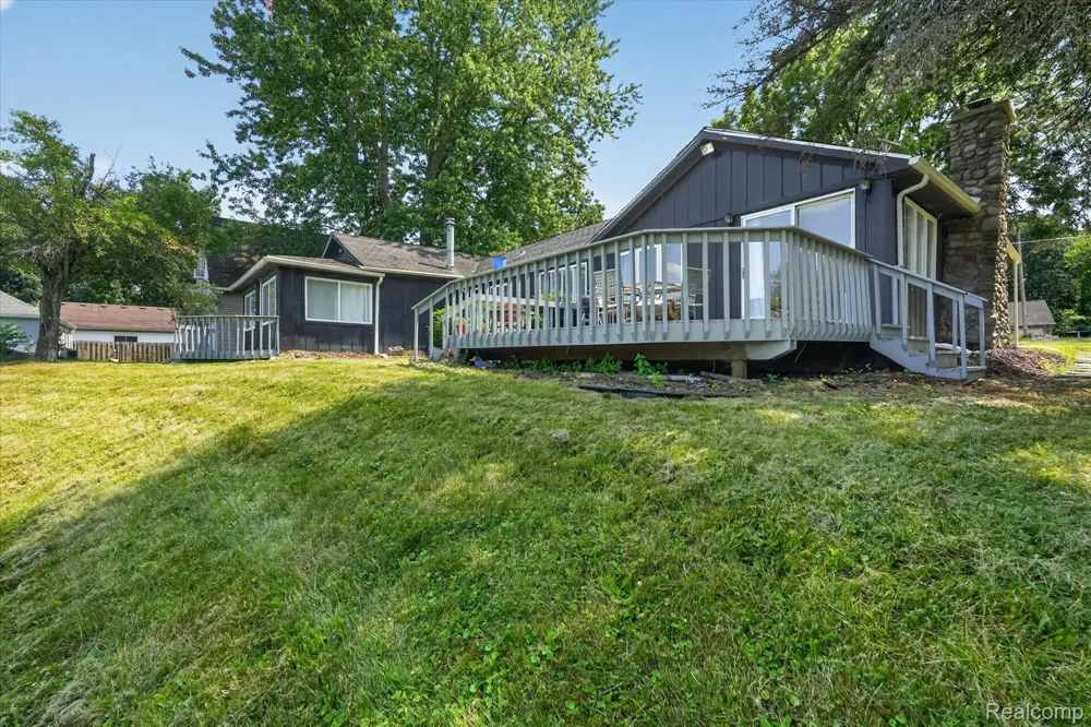 3515 Lakeview Drive Ortonville Village, MI 48462