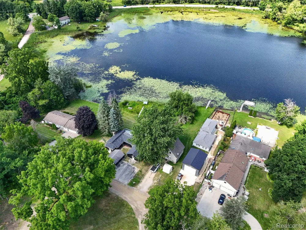 3515 Lakeview Drive Ortonville Village, MI 48462