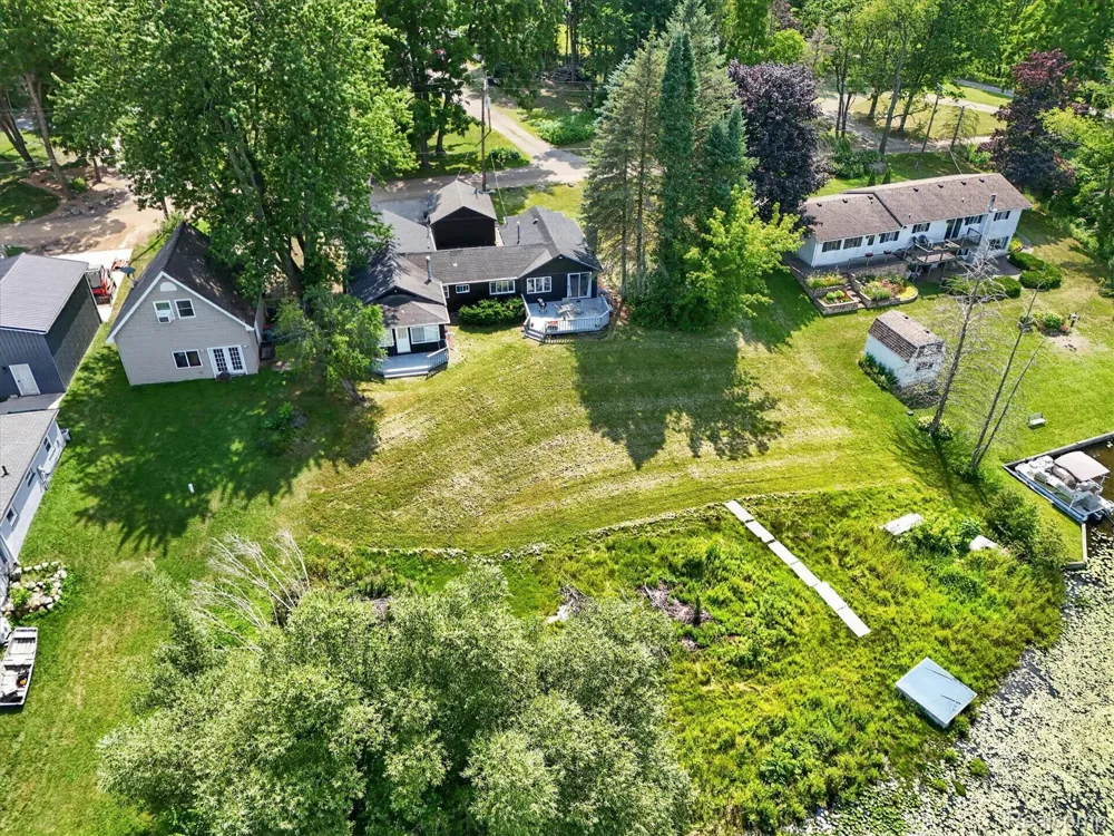 3515 Lakeview Drive Ortonville Village, MI 48462