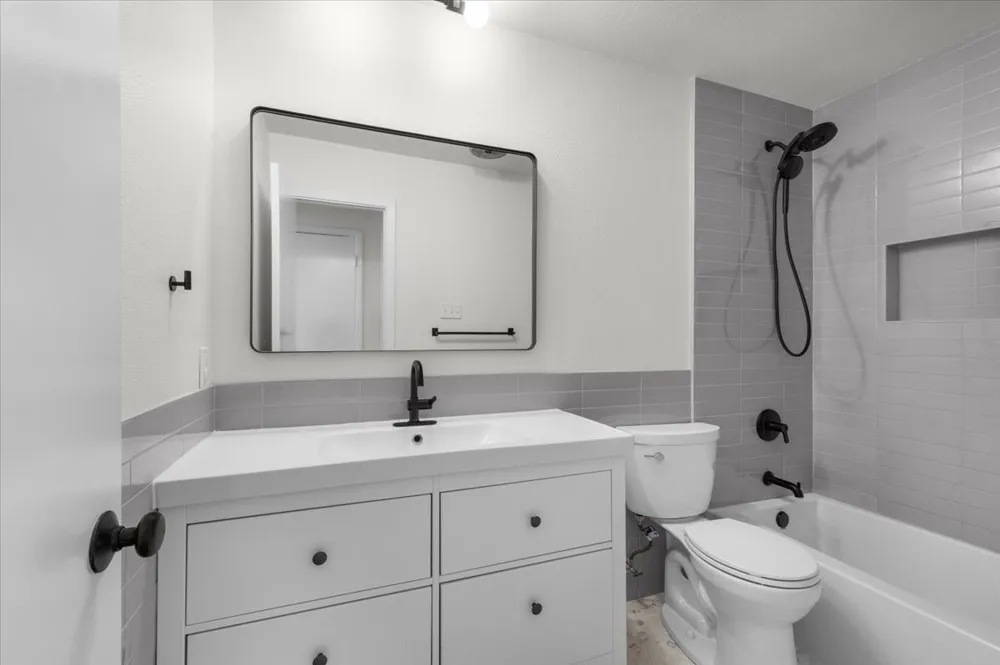 6504 Massey Court North Richland Hills, TX 76182