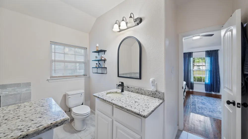 308 E 8th Street Kaufman, TX 75142